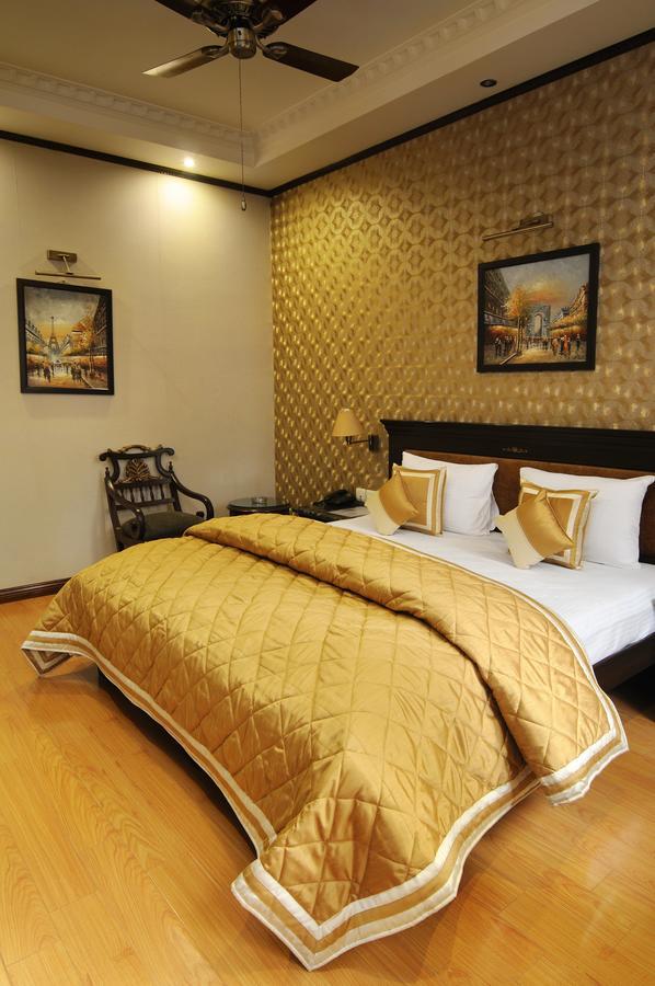 Hotel Diplomat Residency New Delhi Buitenkant foto